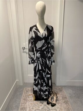 H&M | Dresses | Hm Nwt Black And White Tunic Viscose Dress Medium | Poshmark